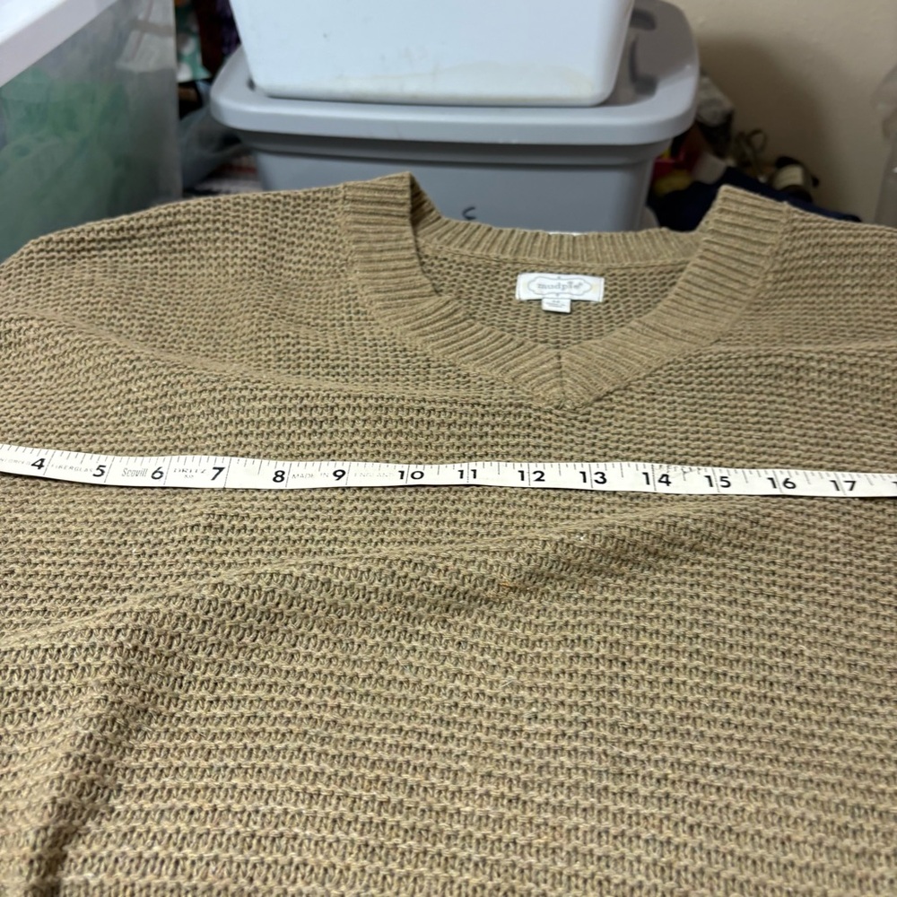 Cozy Mud Pie Oscar V-Neck Sweater. - Picture 5 of 8